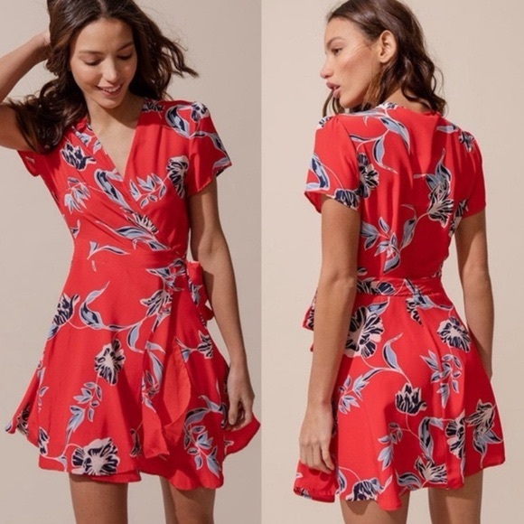 Yumi Kim Red Flutter Sleeve Wrap Dress Silk Size Large EUC - Picture 2 of 15